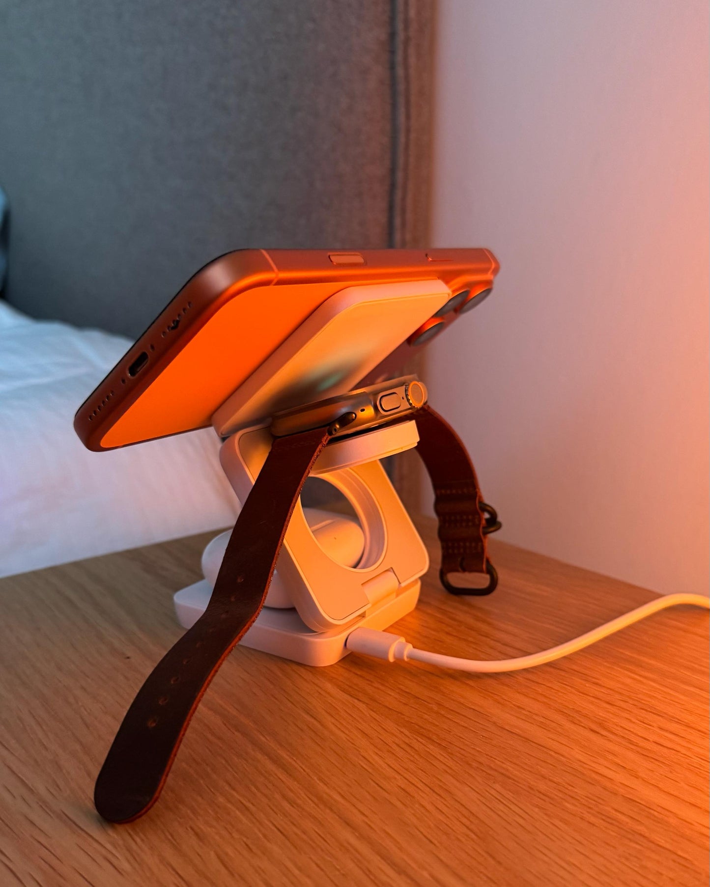 3-in-1 Foldable Magnetic Wireless Charging Station