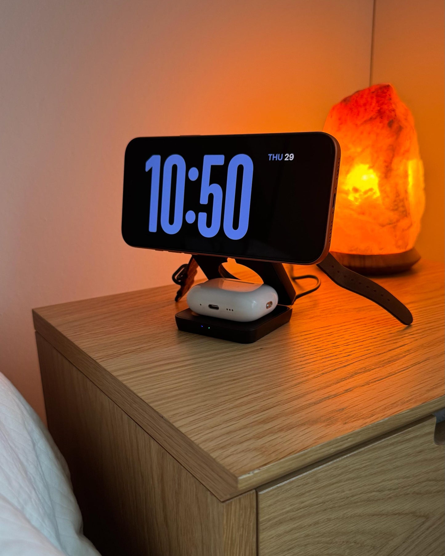 3-in-1 Foldable Magnetic Wireless Charging Station